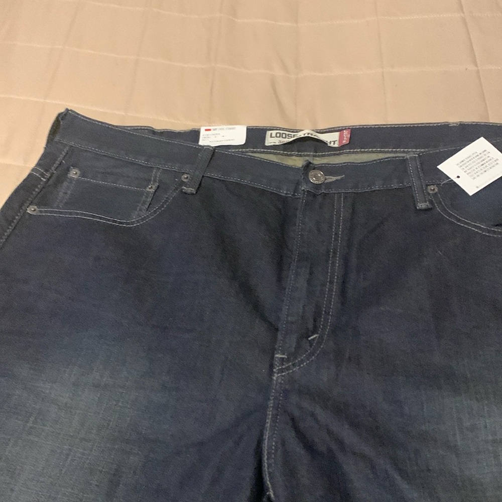 Levi's 569 jeans